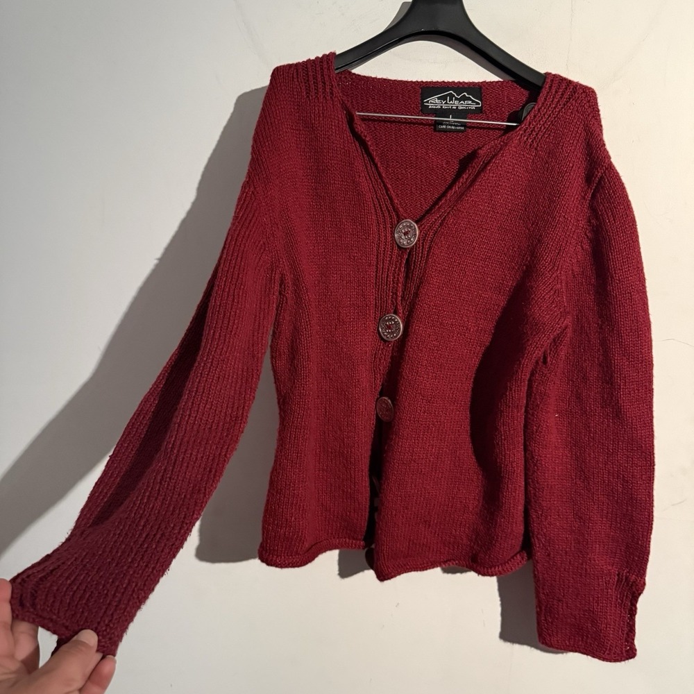 Rey Wear Hand Knit Cotton Chunky Cardigan Sz L Burgundy Ornate Buttons‎ Artisan